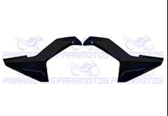 TAMPA LATERAL PRETA (PAR) TITAN 160 16>