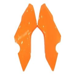 CARENAGEM LATERAL FAROL TITAN 160 2025> LARANJA